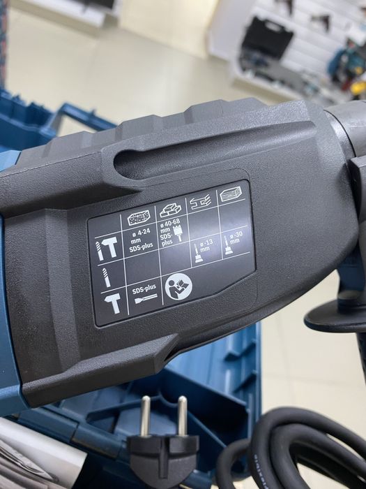 Перфоратор Bosch GBH-240 (ТМ79)