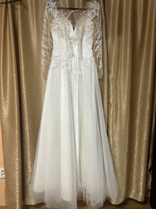 Vand rochie de mireasa in stare foarte buna