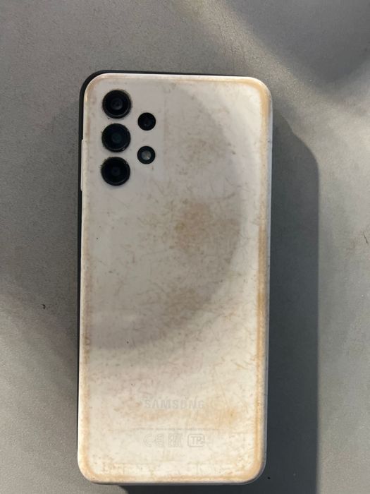 Продам телефон Самсунг А13