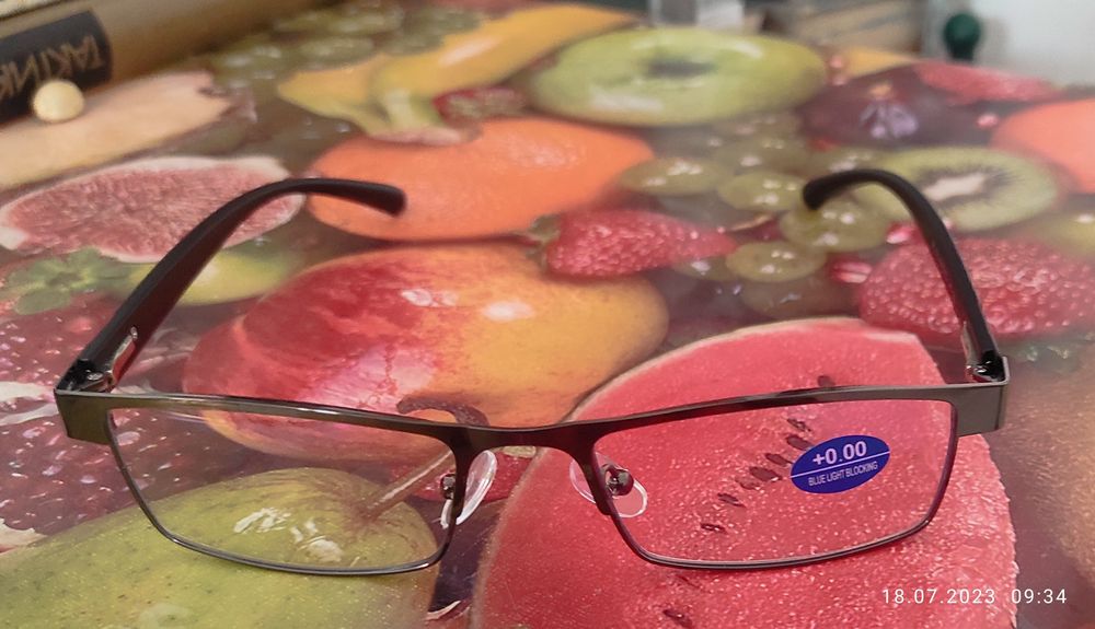 Очила за компютър от "0.00до +3. 25" с предпазване от синя цвят, с дио