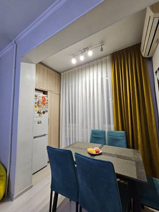 Продам 3х ком. Метро Горького!