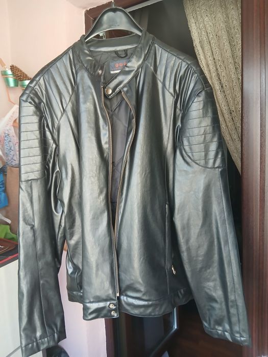 Vând geaca piele ( imitatie)