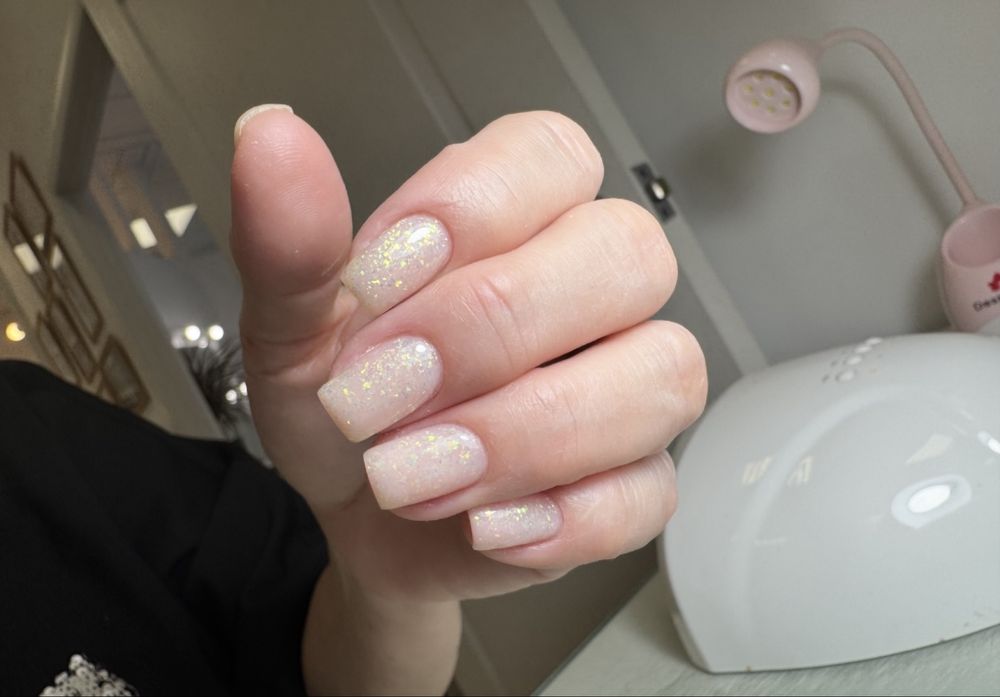 Маникюр, педикюр