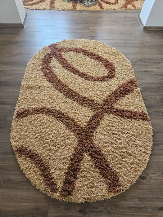 Vând Covor Pufos tip Shaggy