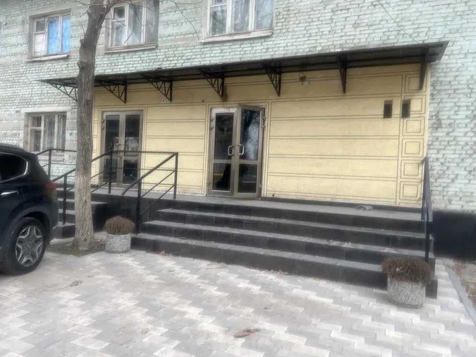 Продажа офиса 86 м. Янгихаёт, 1 этаж, с ремонтом и мебелью