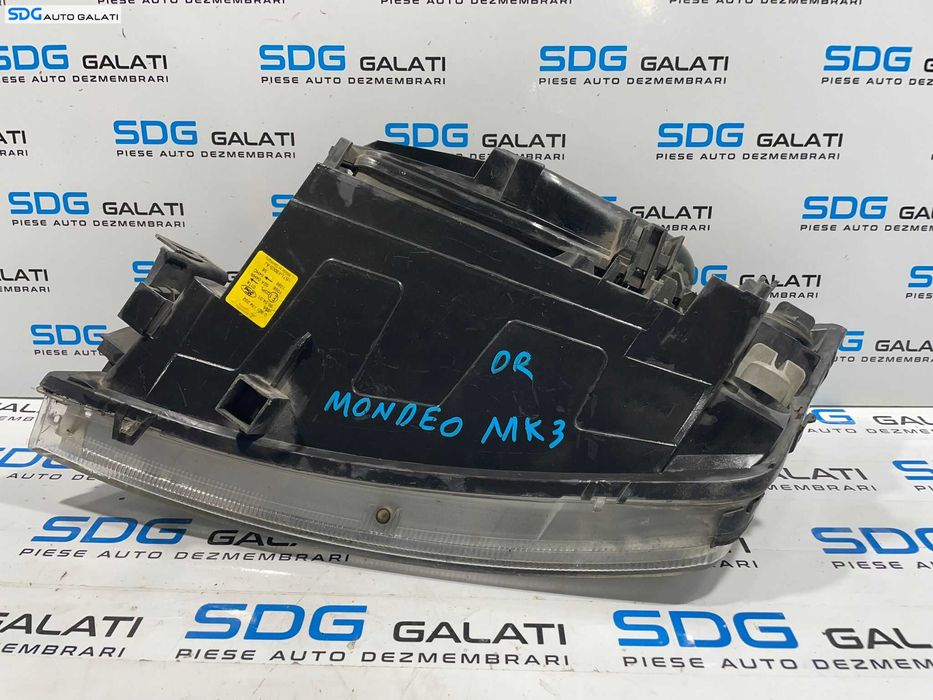 Far Dreapta EUROPA FARA Xenon cu Imperfectiuni Ford Mondeo 3 MK3 2000 - 2007 Cod 1S71-13005-AJ 0301174202 [L4128]