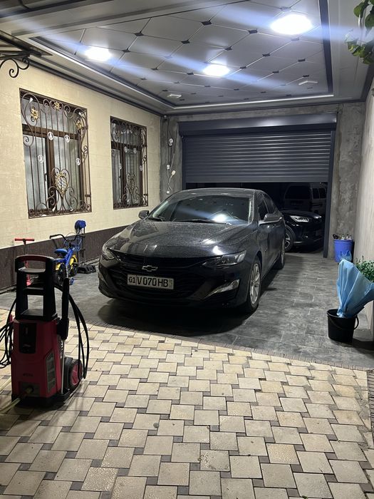 Продаётся СРОЧНО дом Юнусобод Регистон заезжай и живи!