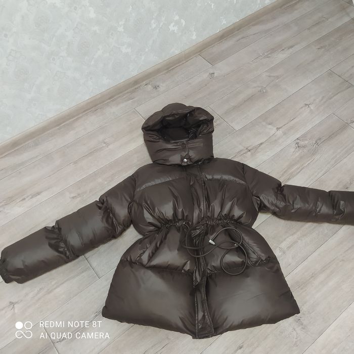 Продам новую куртку