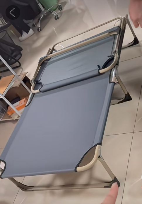 Раскладушка с матрасом