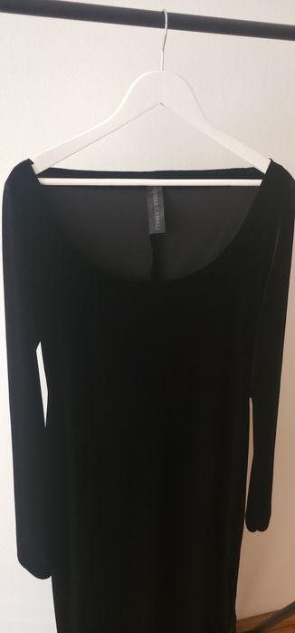 Norma Kamali черна секси рокля с цепка