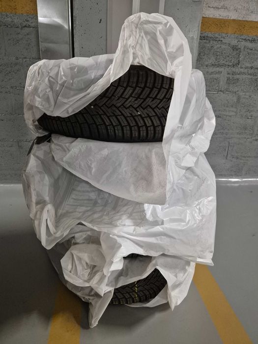 Гуми 215/50/18 PIRELLI all season