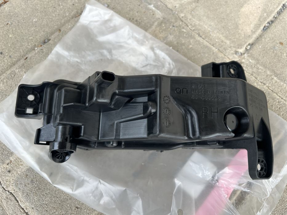 Bmw g 20 решетка халогени праг остатъчни части