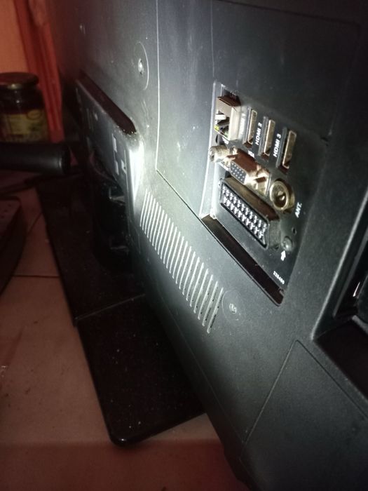 Телевизор Telefunken