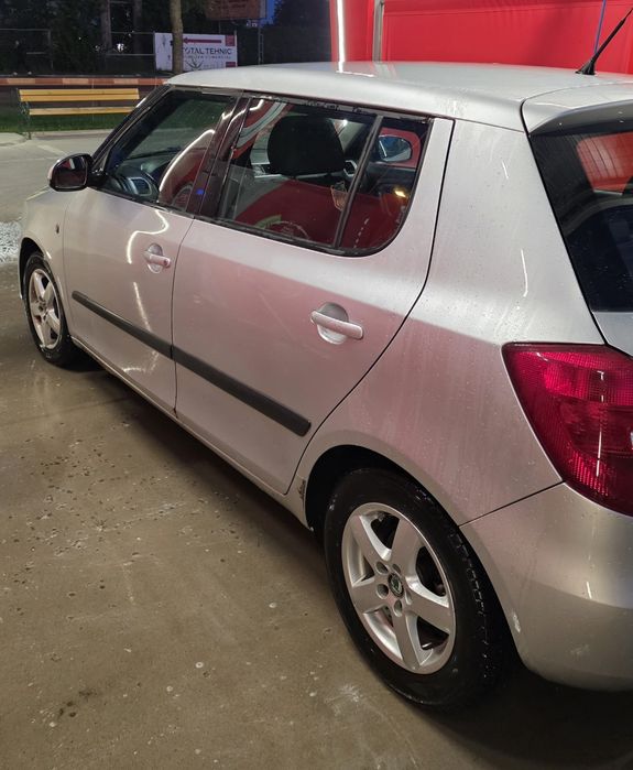 SKODA Fabia 2009 — imagine 5