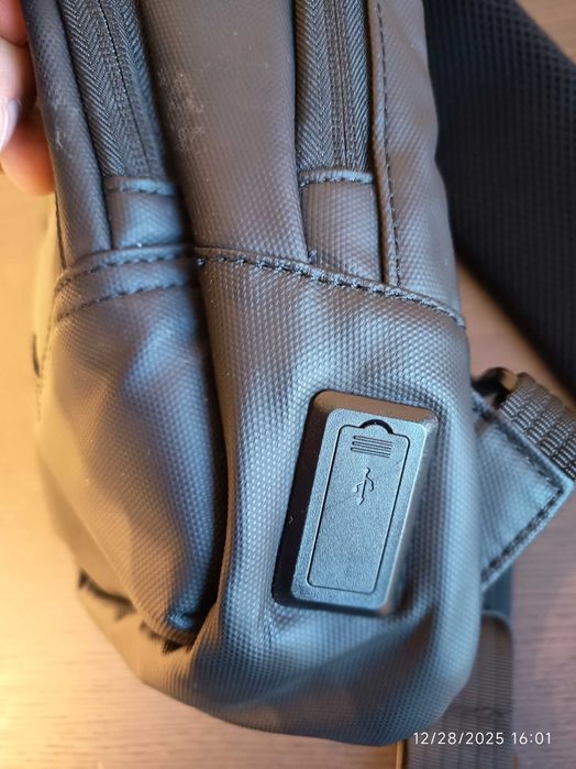 Мъжка раница с една презрамка