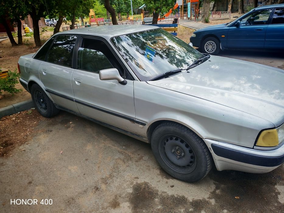 Продам ауди 80 б4 хорошом состояние. Находу