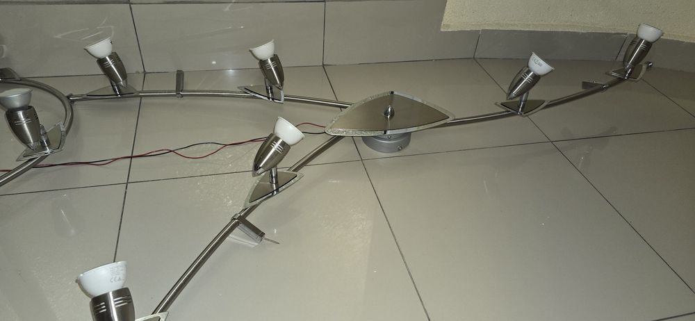 Set Lustre moderne cu spoturi reglabile