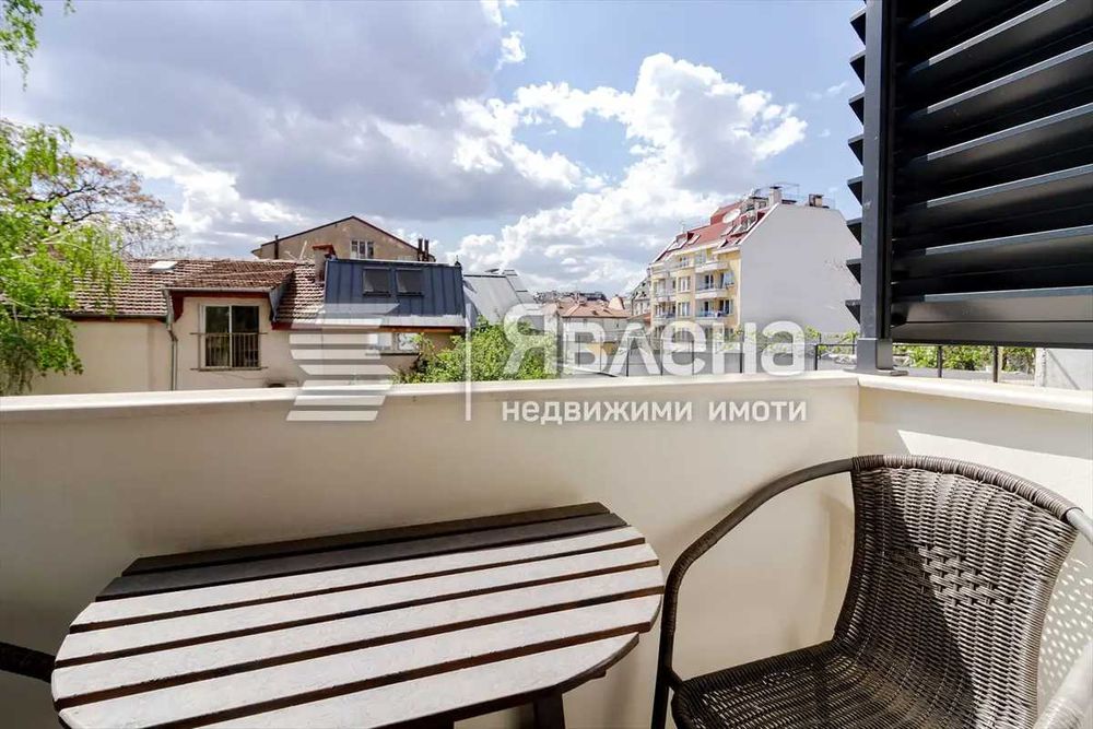 Продава се Двустаен апартамент в София, Център - 64 кв.м за 2351 €/кв.м - Снимка #8