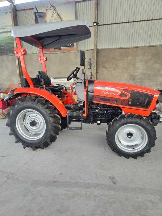 Traktor FARMLEAD 404