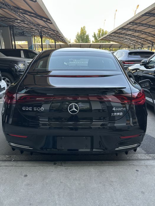 Mercedes Benz EQE 500