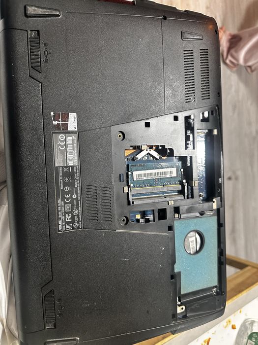 Asus gaming ROG i7(pret de display)