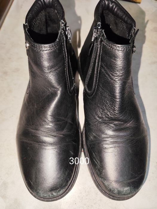 Продам куртку на мальчика