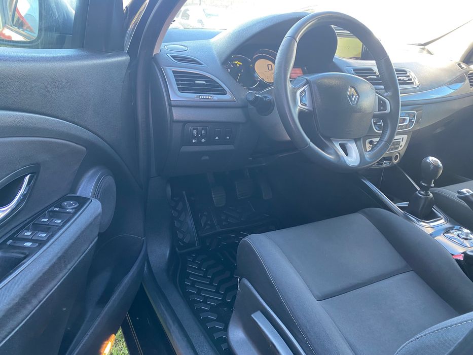 Renault Megane 1,5 dci 2012 110 cp Climatronic Navigatie