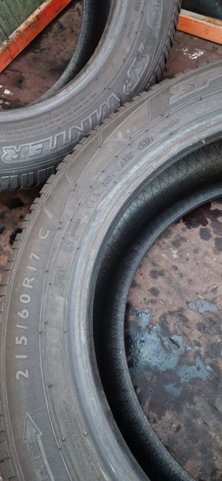 2 Anvelope Dunlop 215 60 R17C . M+S