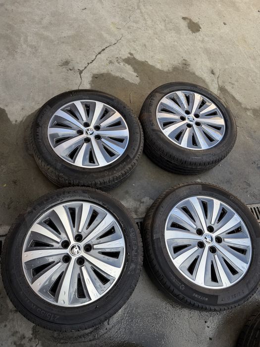 Jante Skoda 215 55 r17 Bicolore cu anvelope