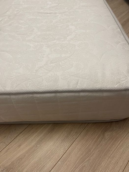 Продам ортопедический матрас.