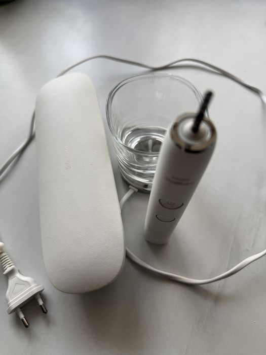 Perie dinti Philips Sonicare Diamond Clean 9000