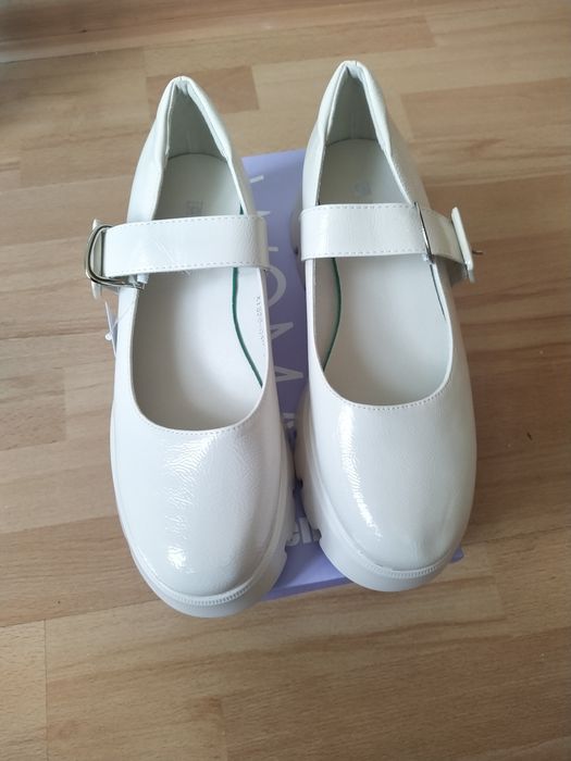 Дамски обувки Tendenz