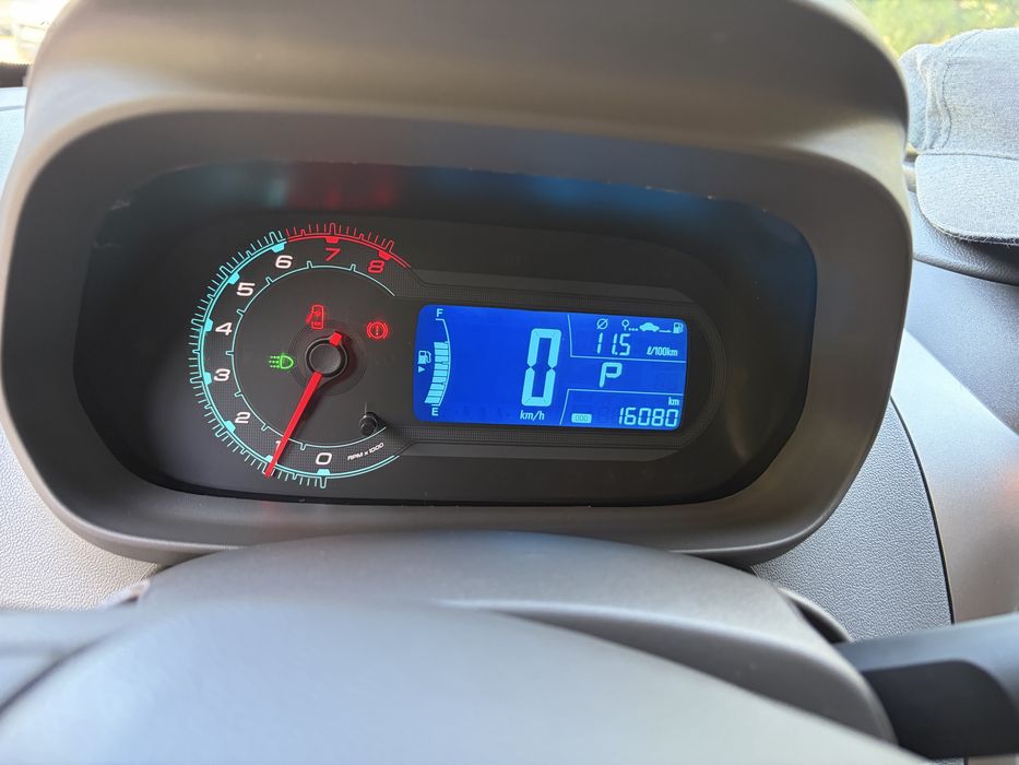 Chevrolet Cobalt 2025 midnight