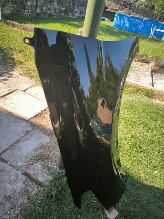 Преден ляв калник на Hyundai santa fe 2016г