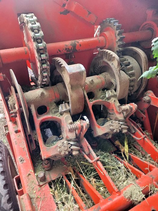 Пресс-подборщик Sipma. Польша. ПРИВОЗНОЙ.