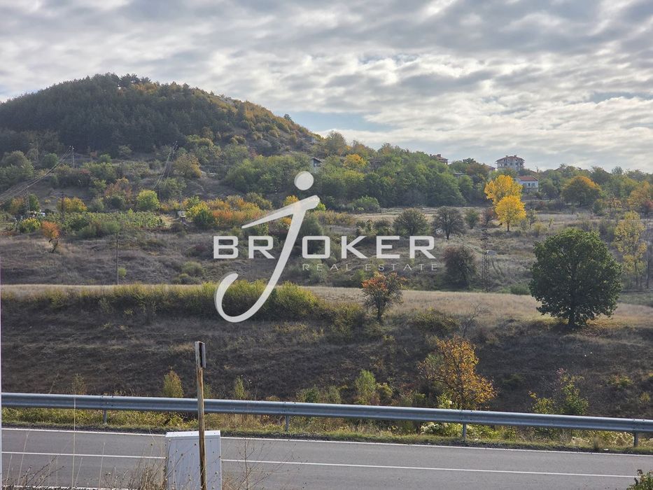 Продава се Парцел в с. Сипей, Област Кърджали - 5144 кв.м за 26 €/кв.м - Снимка #7