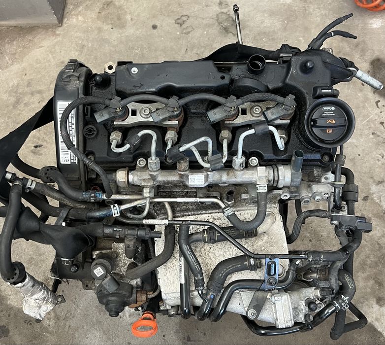 Двигател 1.6TDi CLH  VW AUDI Skoda Seat