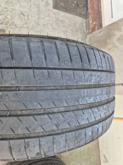 255/40/r20 michelin EV
