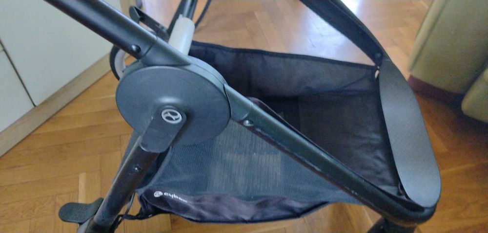 Cybex Бебешка количка Iris M-Air Mystic Pink