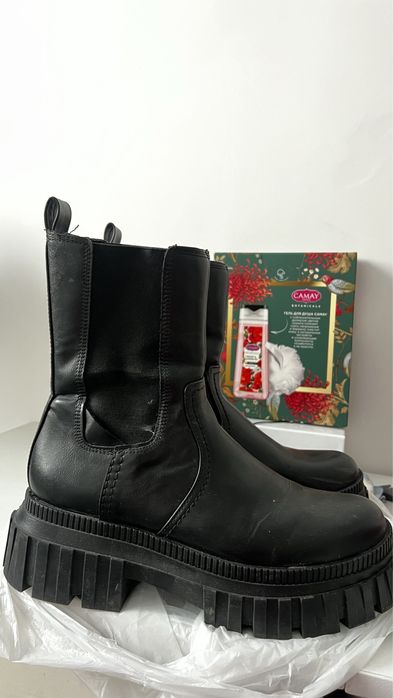 Батинка Stradivarius