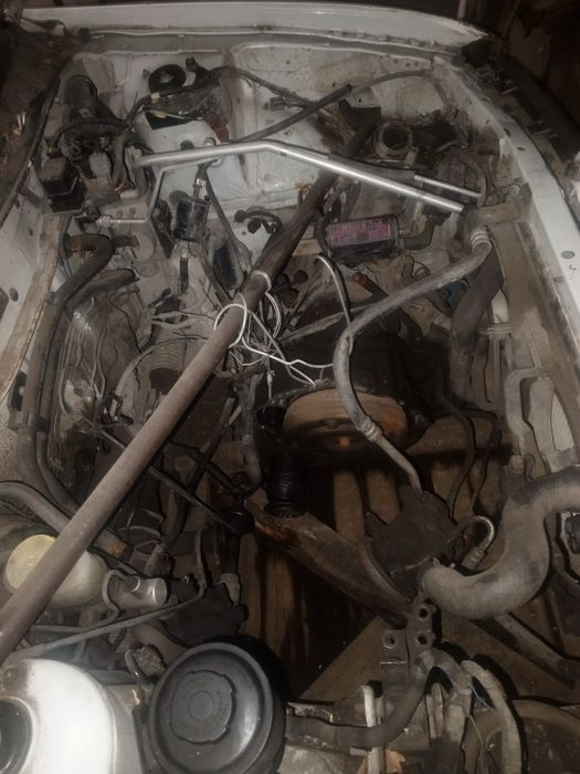 Кроме двигателя все есть ниссан примера