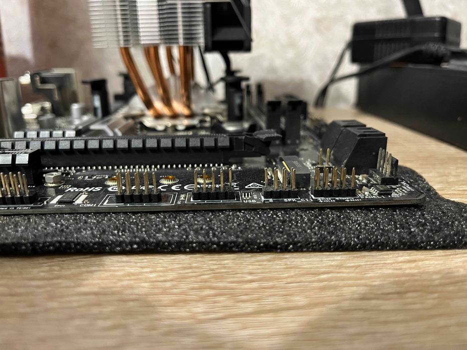 Дъно+процесор+охладител Intel I3-9100F/Asrock H310CM-HDV/M.2/be quiet