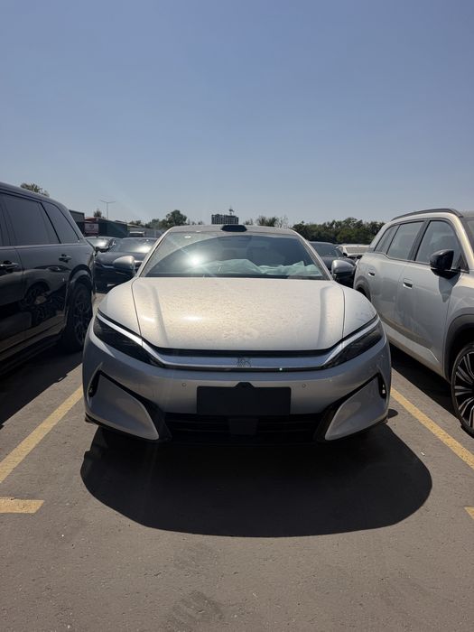 BYD Han L 4 WD Full  nomiga chiqadi