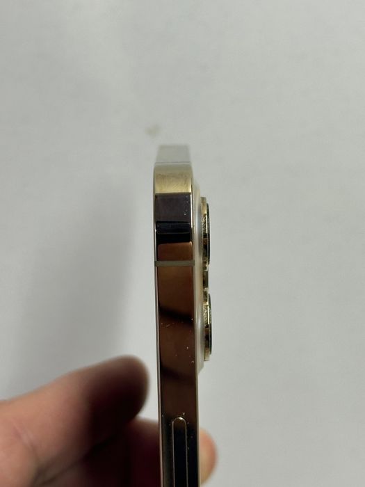 Продам Айман 12 Про Макс 128г