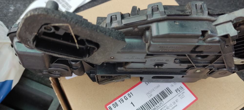 Butuc, clanță, Skoda superb combi 3