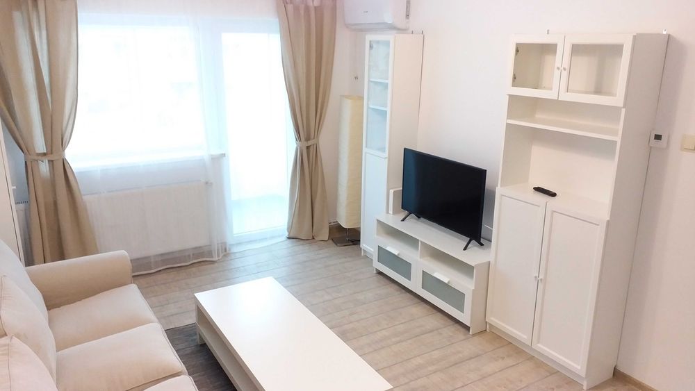 Apartament cochet vis a vis Piata 1 Mai
