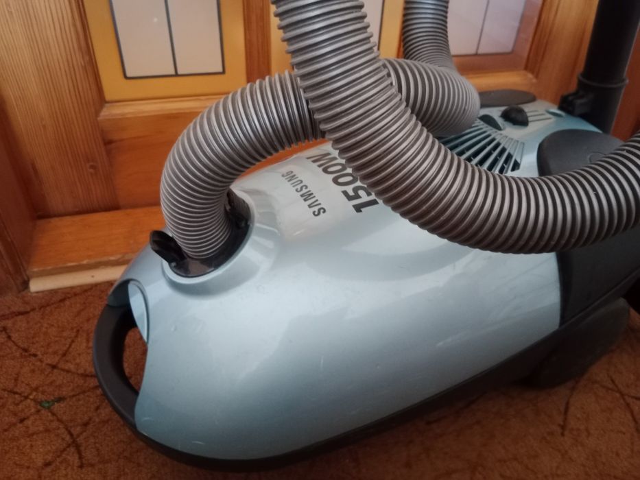 Продам пылесос б/у