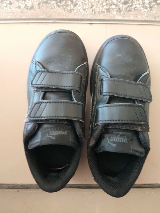Маратонки Adidas и Puma