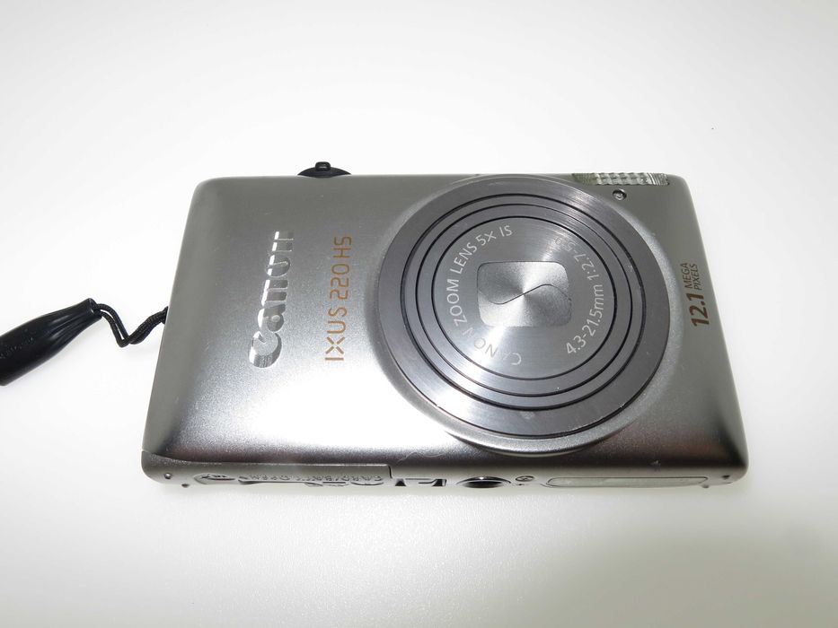 Canon IXUS 220 HS стилен качествен ултра компактен фотоапарат FULL-HD