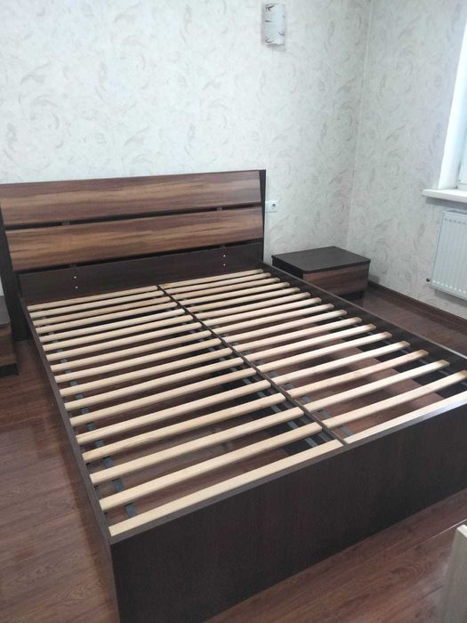 Кровать двуспальная